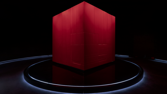 Gucci Cosmos Showcases Fashion Brand's Legacy With Head-Turning Tech