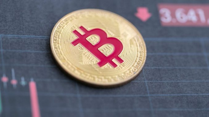 Bitcoin Dips Under $42,000 as Market Sentiment Turns Neutral Post-ETF Bitcoin Dips Under $42,000 as Market Sentiment Turns Neutral Post-ETF