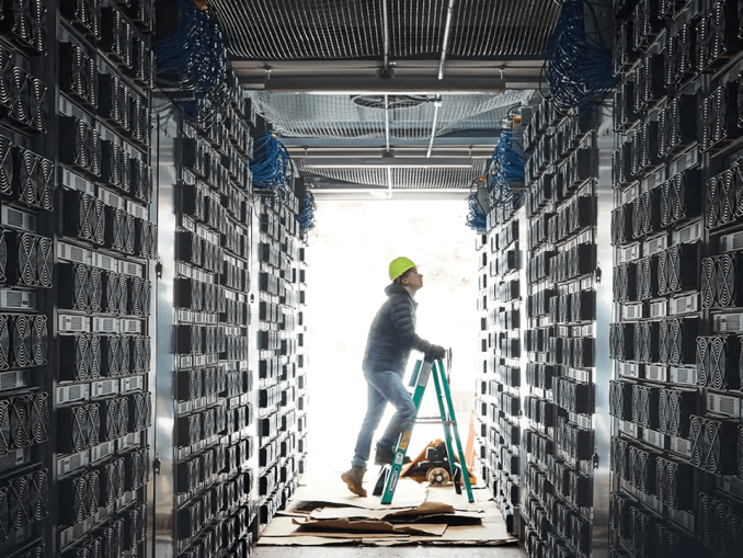 Expert Flags Bitcoin's First Hashrate Bear Market as Network Sheds 145 EH/s
