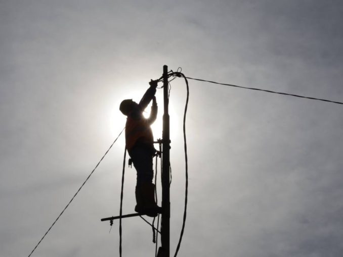 Paraguay Convicts Two Bitcoin Miners to Jail Sentences for Large-Scale Energy Theft